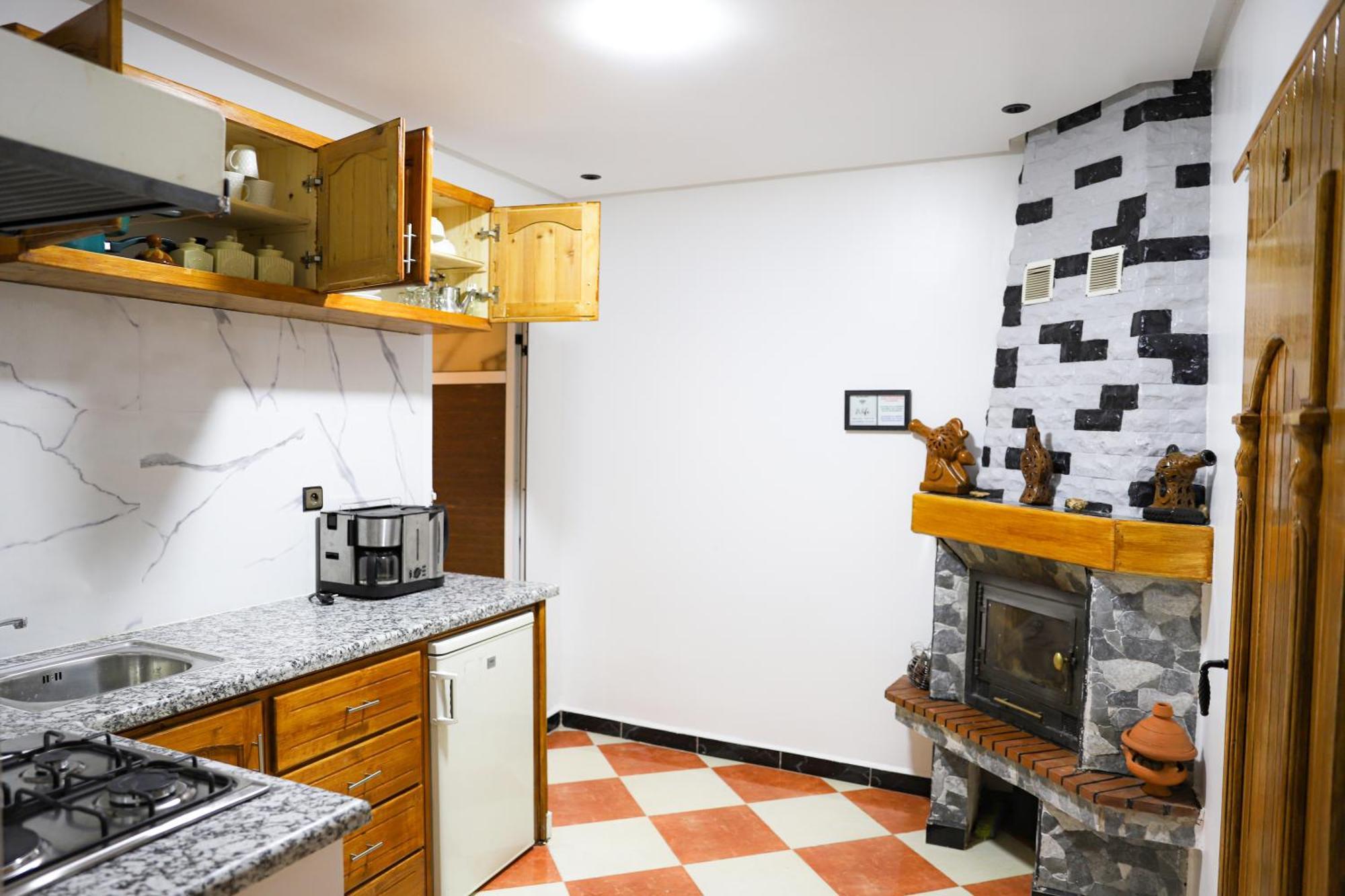 Salam Appartement Climatise Hiver Et Ete Azrou Ngoại thất bức ảnh